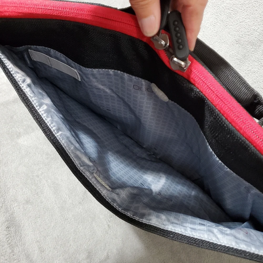Dell Large Laptop Sleeve Case Black LIKE NEW!